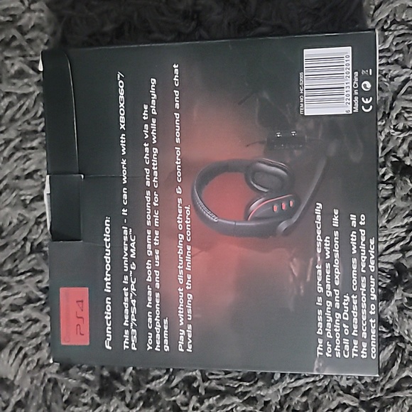 🎮NIB Wired Gaming Headset🎮 - Picture 2 of 7